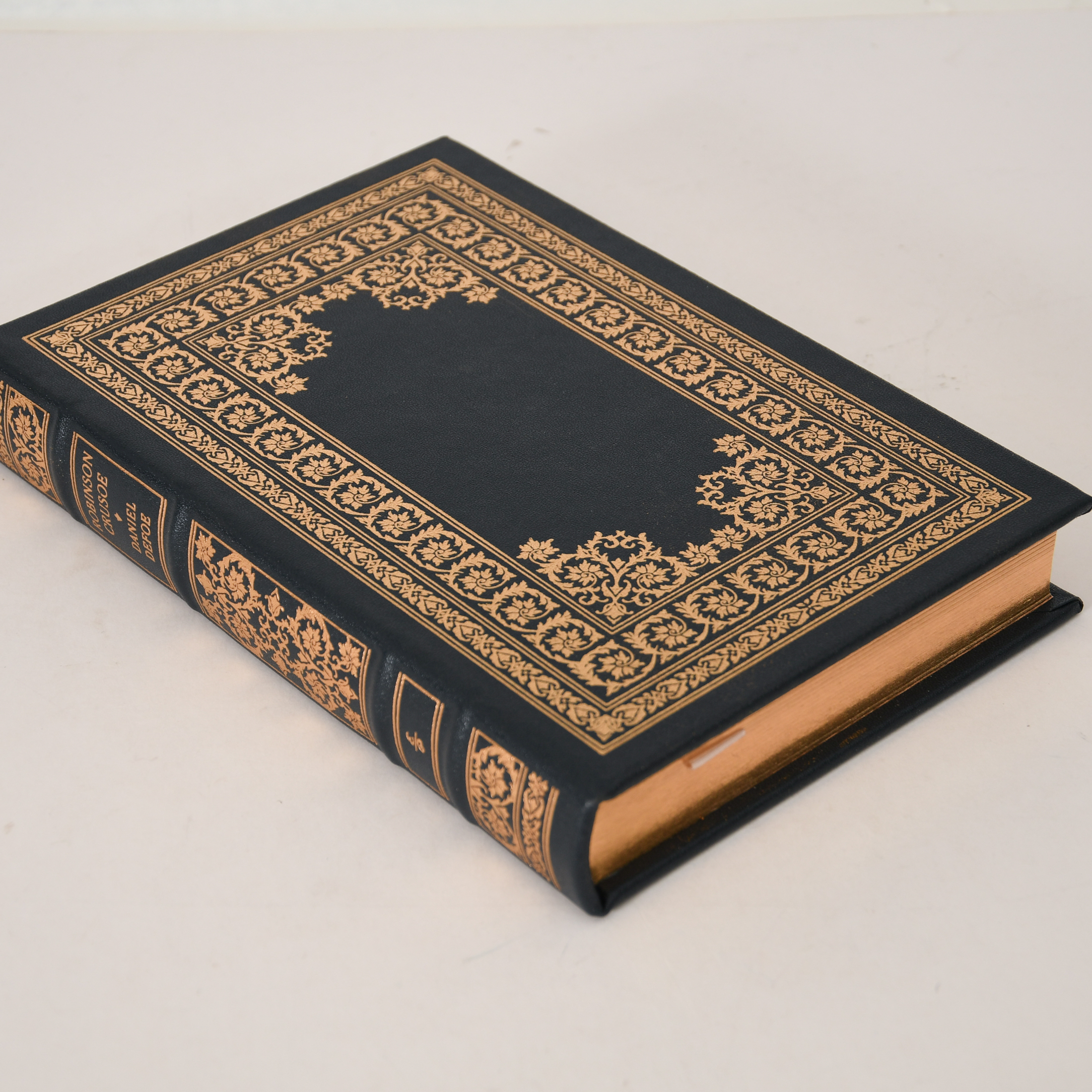 Robinson Crusoe by Daniel Defoe, Easton Press - Image 2