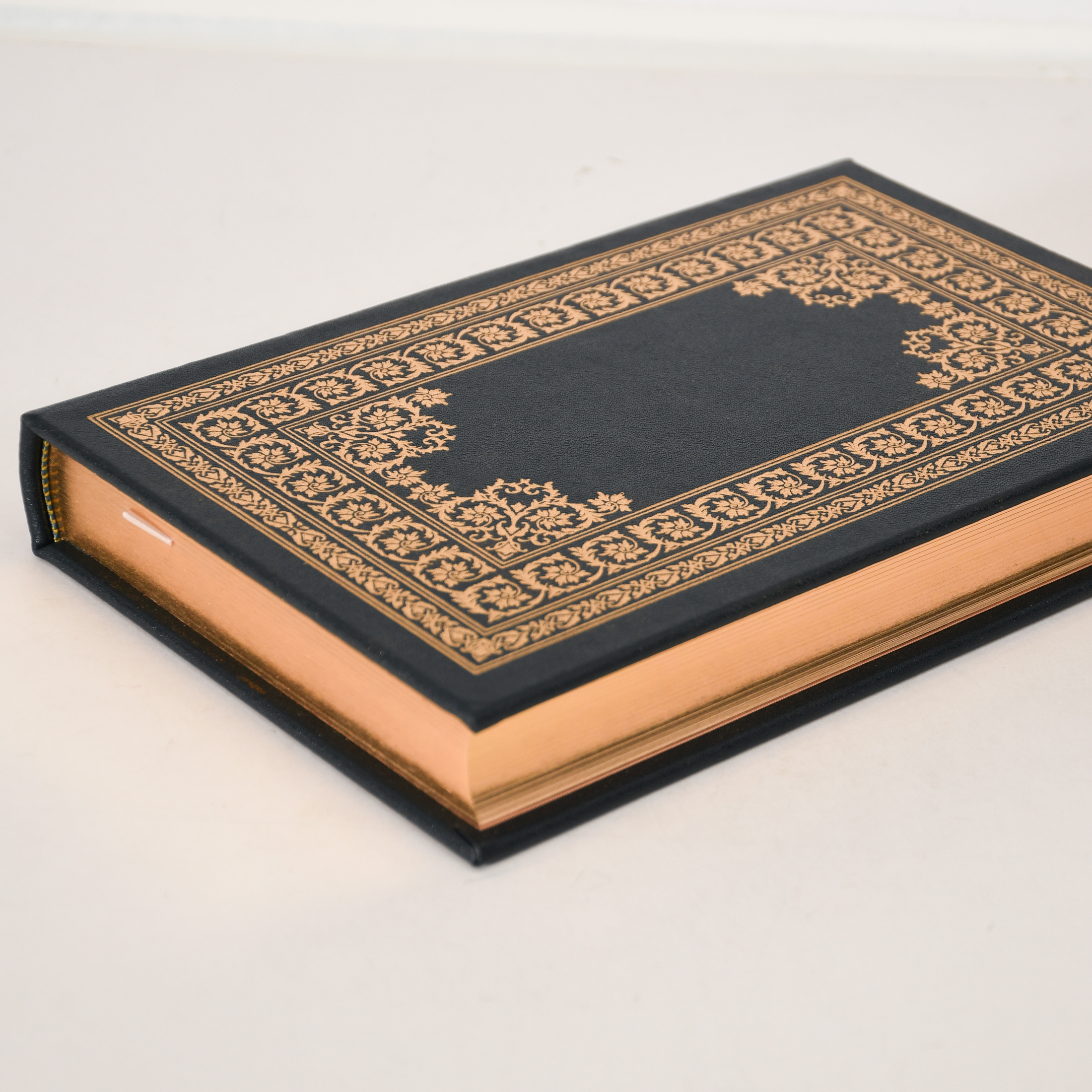 Robinson Crusoe by Daniel Defoe, Easton Press - Image 5