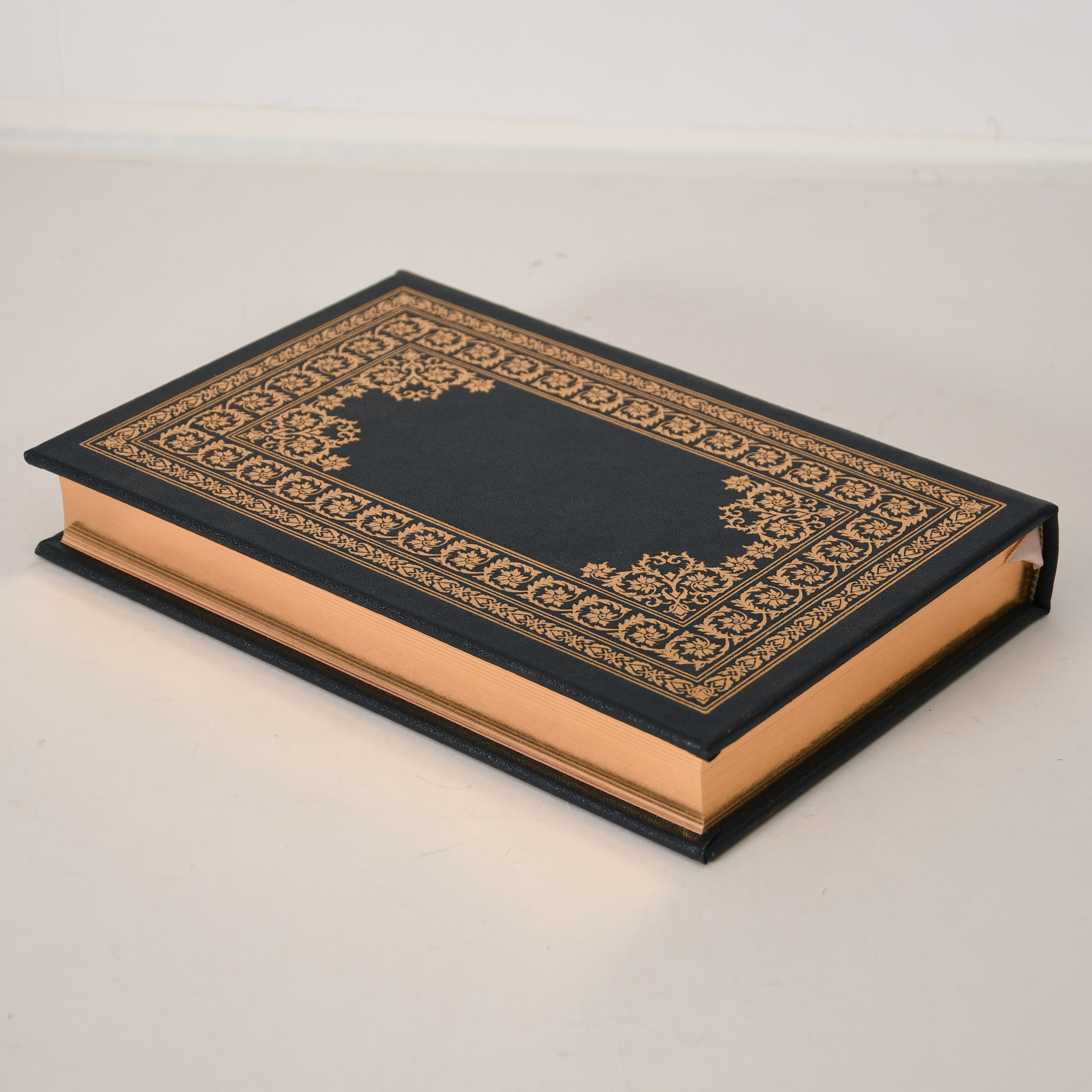 Robinson Crusoe by Daniel Defoe, Easton Press - Image 6