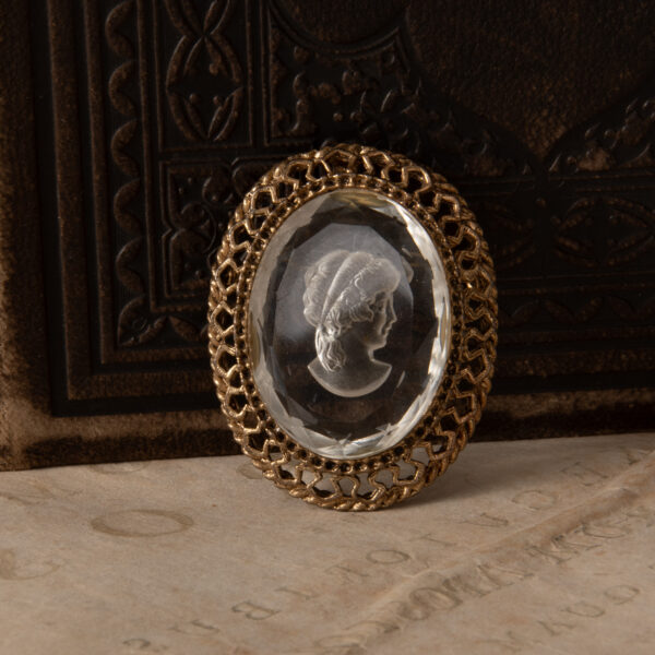Victorian-style Bevel Reverse Carved Cameo