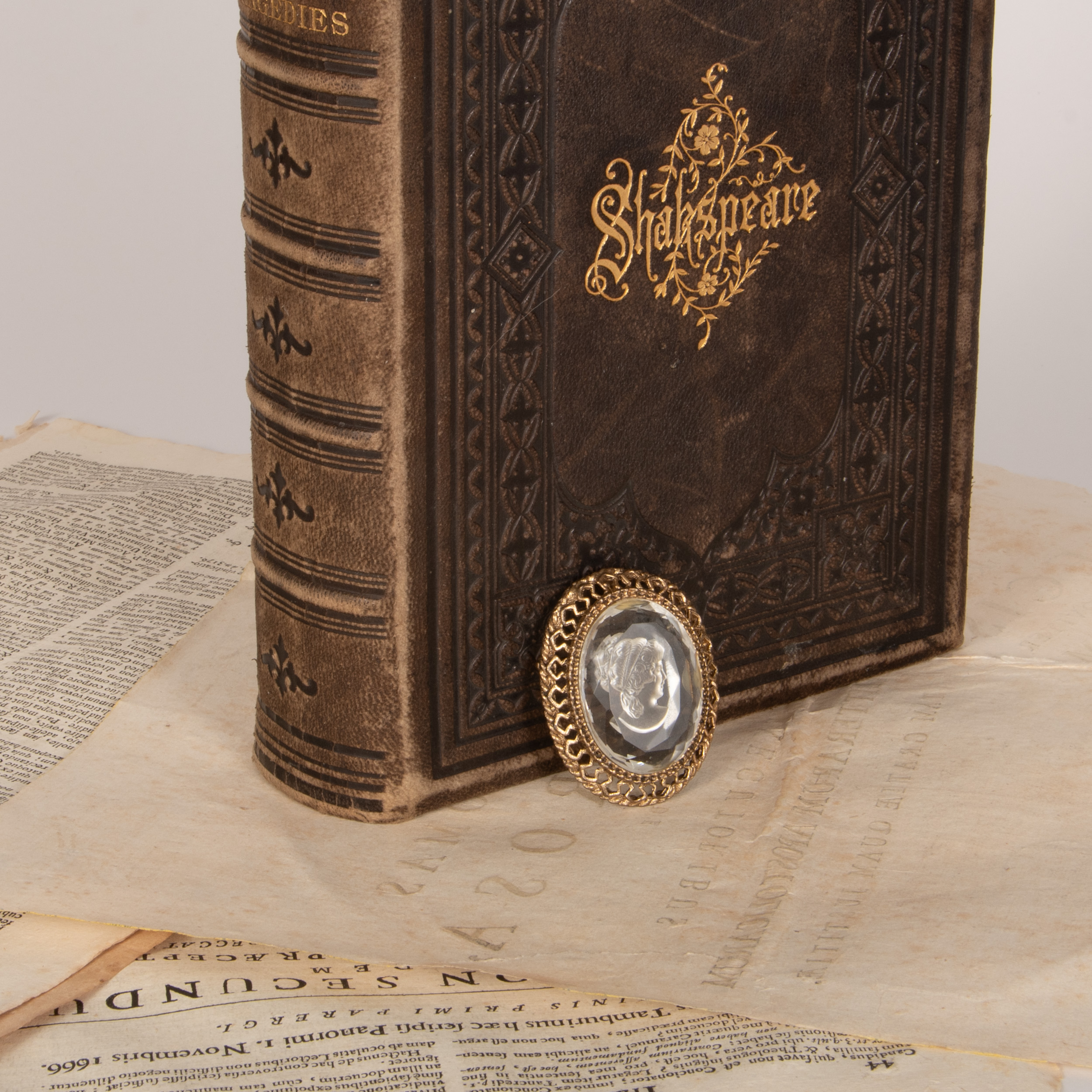 Victorian-style Bevel Reverse Carved Cameo - Image 3