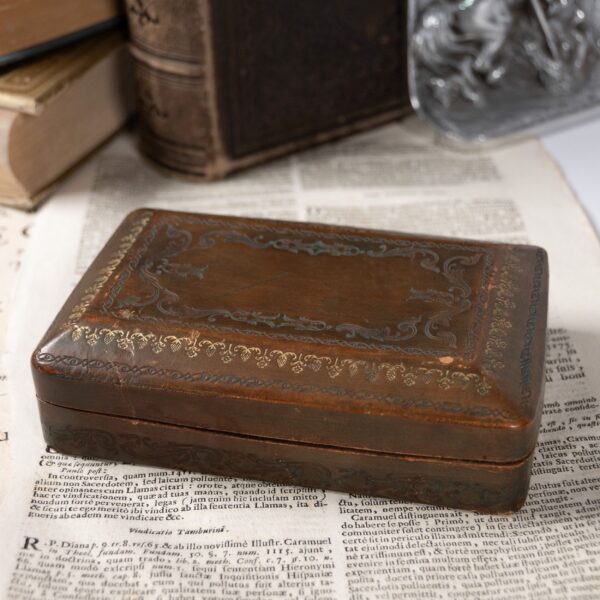 Vintage 1960s Italian Florentine Leather Trinket Box with Gilt-embossed Pattern